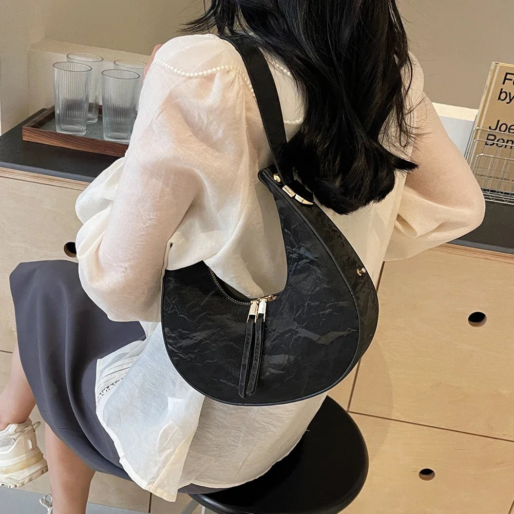 Elegant Tote Purse and Handbag for Women Fashion Small Crescent Hobo Shoulder Bags Purses Retro Clutch Top Handle Cute Hand Bag